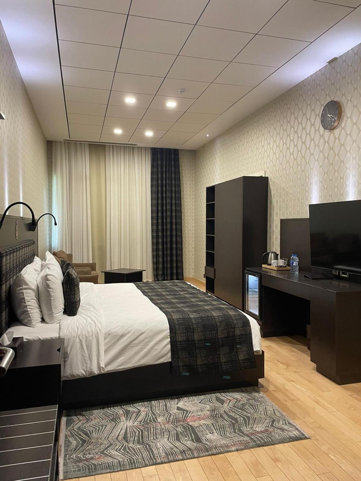 Badam D'Art Boutique Hotel Баку Екстериор снимка