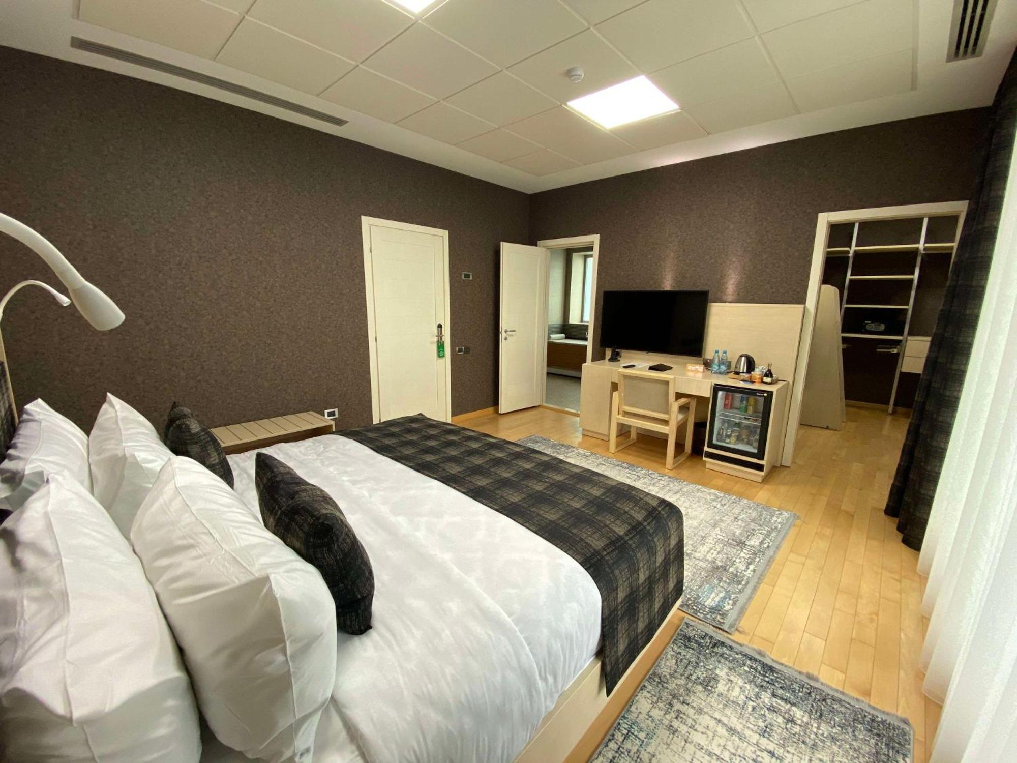 Badam D'Art Boutique Hotel Баку Екстериор снимка